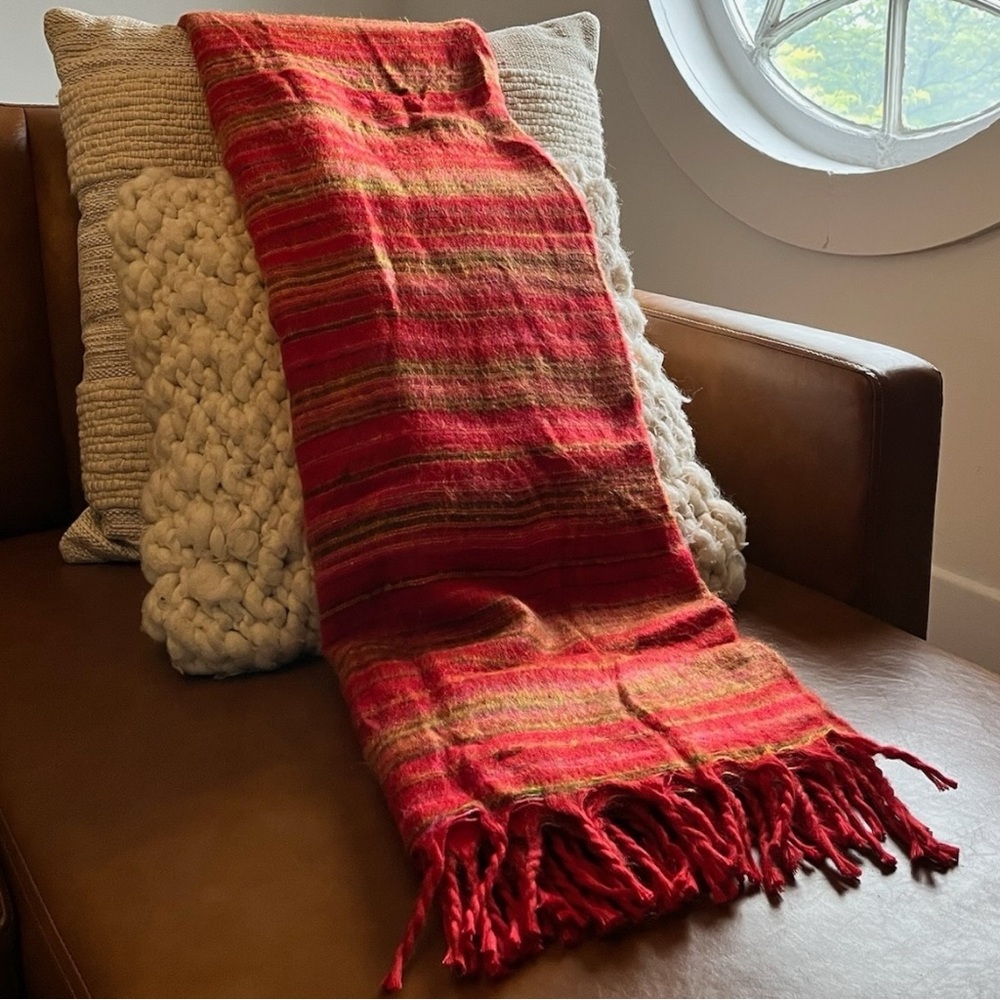 Meditation Blanket · Himalayan Wool & Yak · Travel · Living Ritual - Picture 3 of 5
